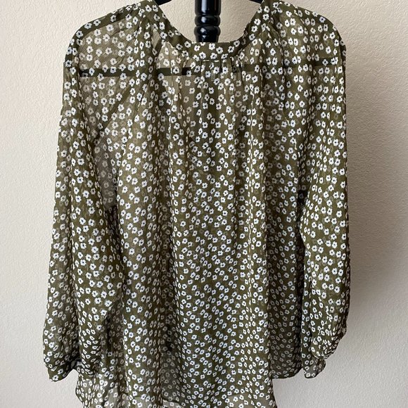 Lane Bryant, Size 18/20, Long Sleeve, Forest Green Sheer, Floral, Button Down - Picture 2 of 5